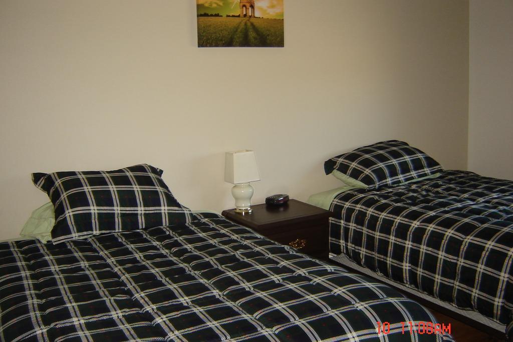 Midway Motel Radisson Cameră foto